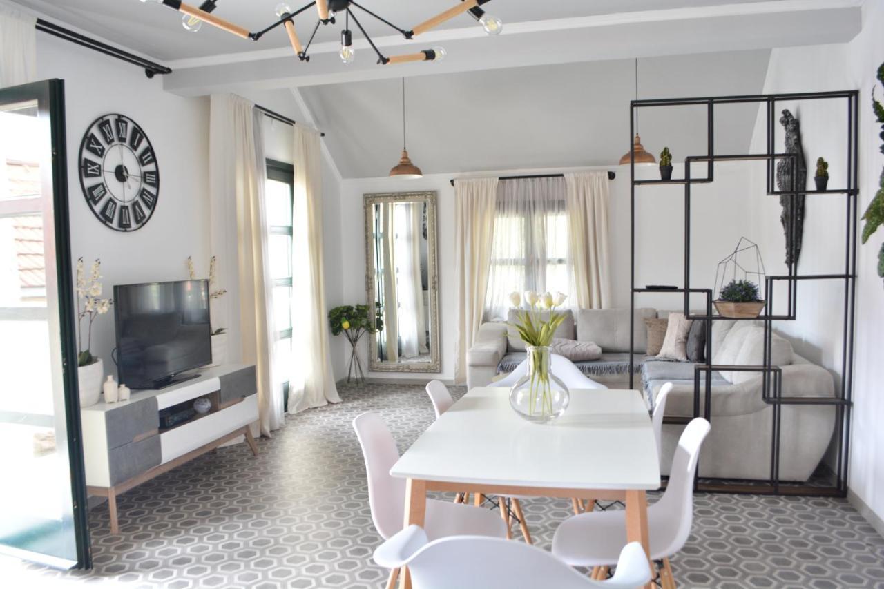 Apartman L&M เซทินเจ ภายนอก รูปภาพ
