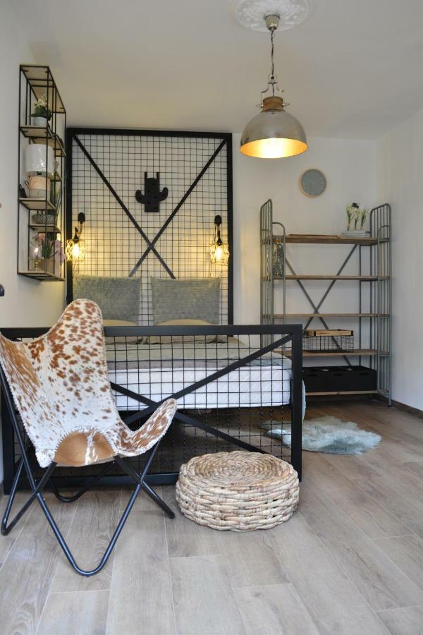 Apartman L&M เซทินเจ ภายนอก รูปภาพ