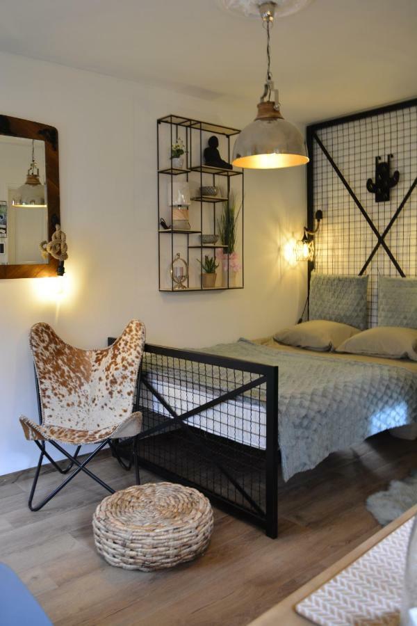 Apartman L&M เซทินเจ ภายนอก รูปภาพ